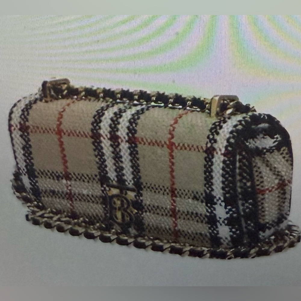 NWT‎ Burberry Mini Boucle Lola Crossbody Bag with box and dust bag - Picture 4 of 16